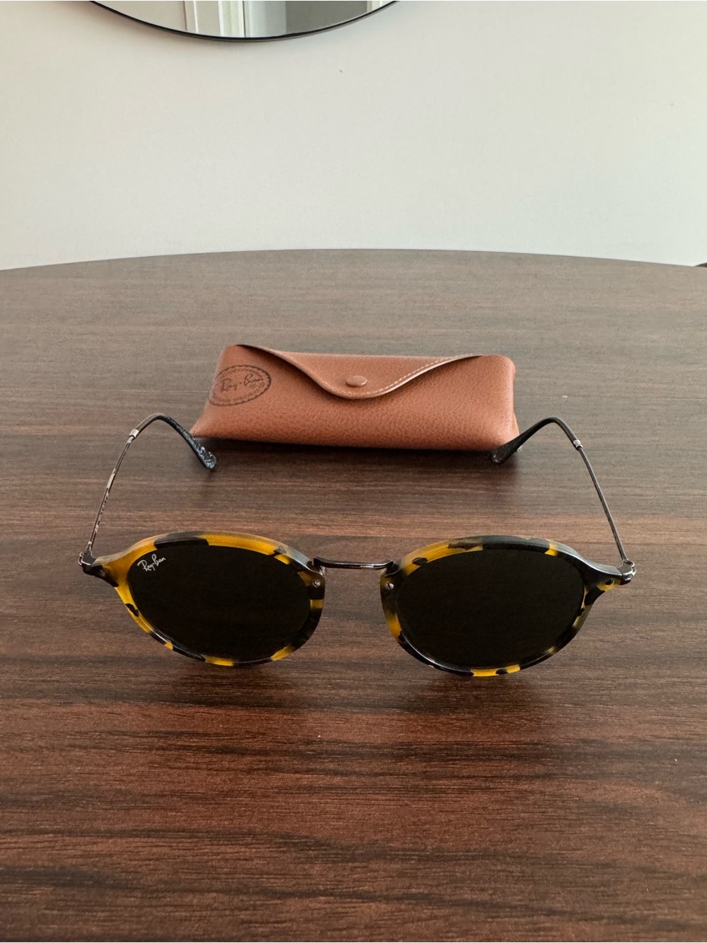Ray-Ban Tortoiseshell Round Sunglasses - Brown/Yellow